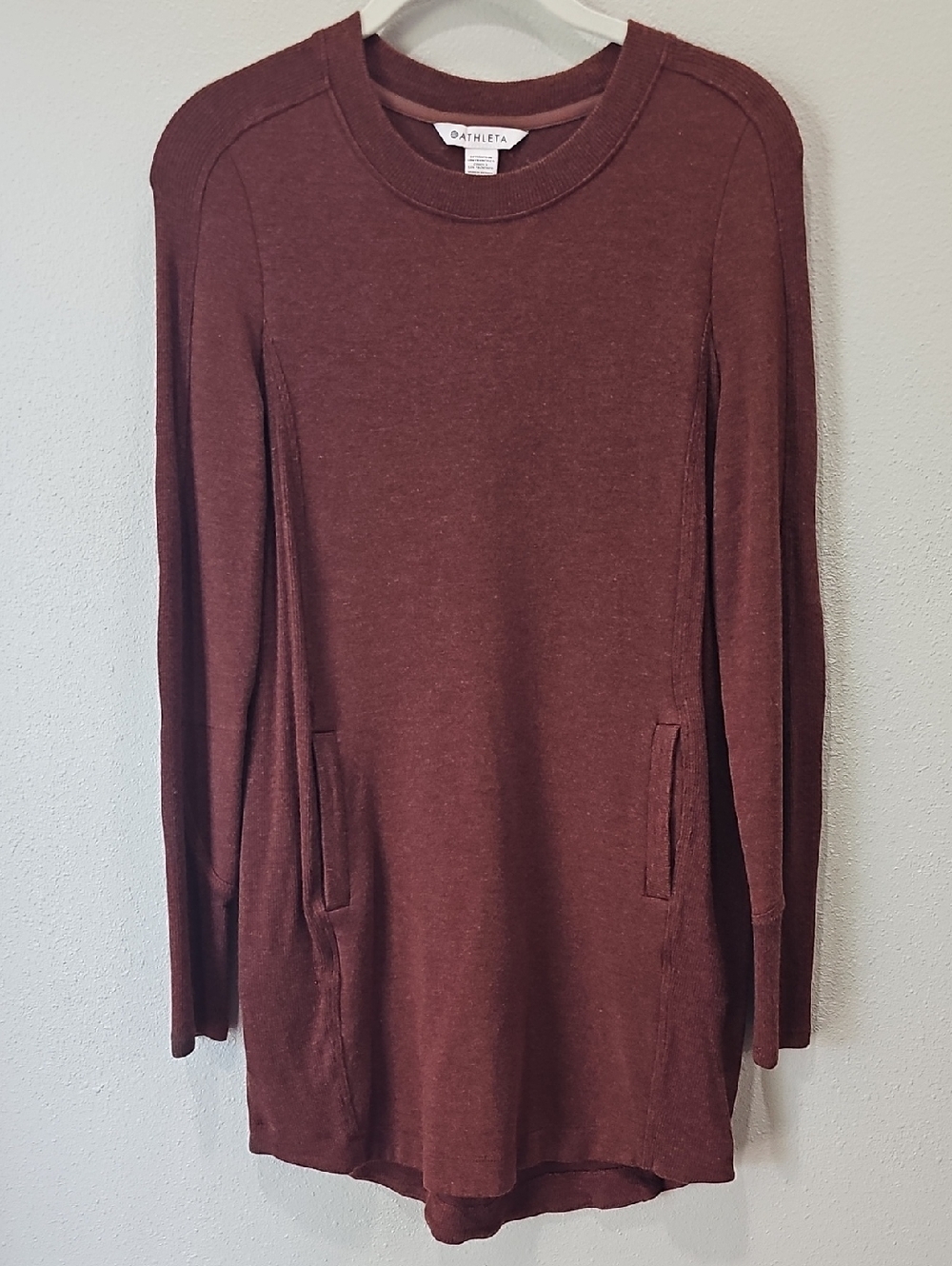 Athleta Maroon Long Sleeve Tunic with Pockets